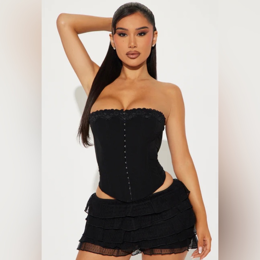 Fashion Nova Black Strapless Corset Top